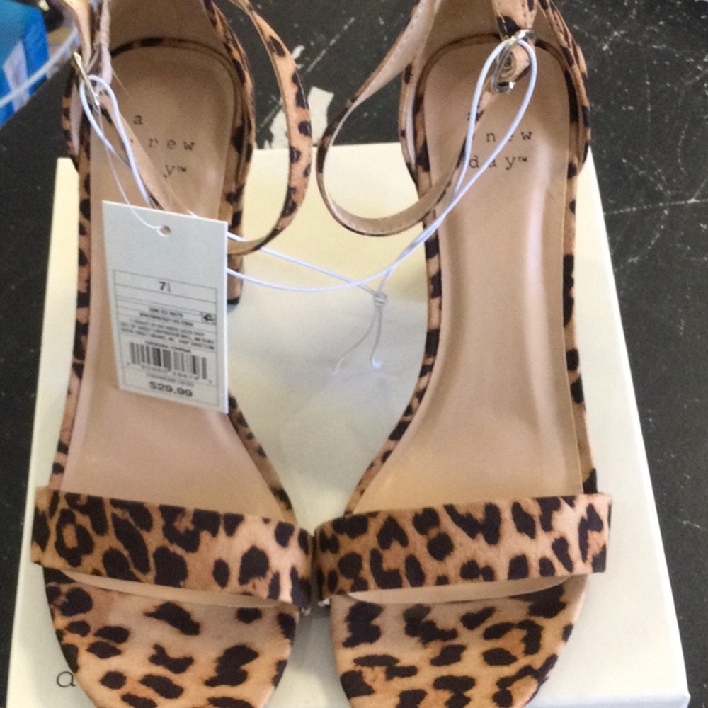 Women’s Cheetah Heels